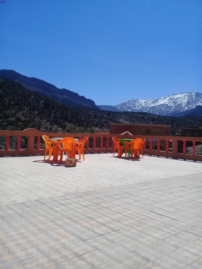 Auberge Restaurant Les Coquelicots Ait Tamlil Kültér fotó